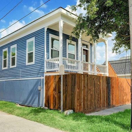 Renovated Beach Bungalow! Galveston Esterno foto