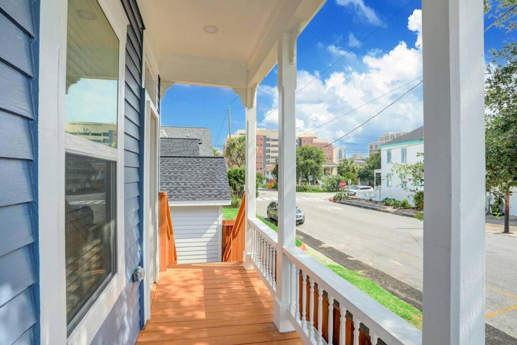 Renovated Beach Bungalow! Galveston Esterno foto
